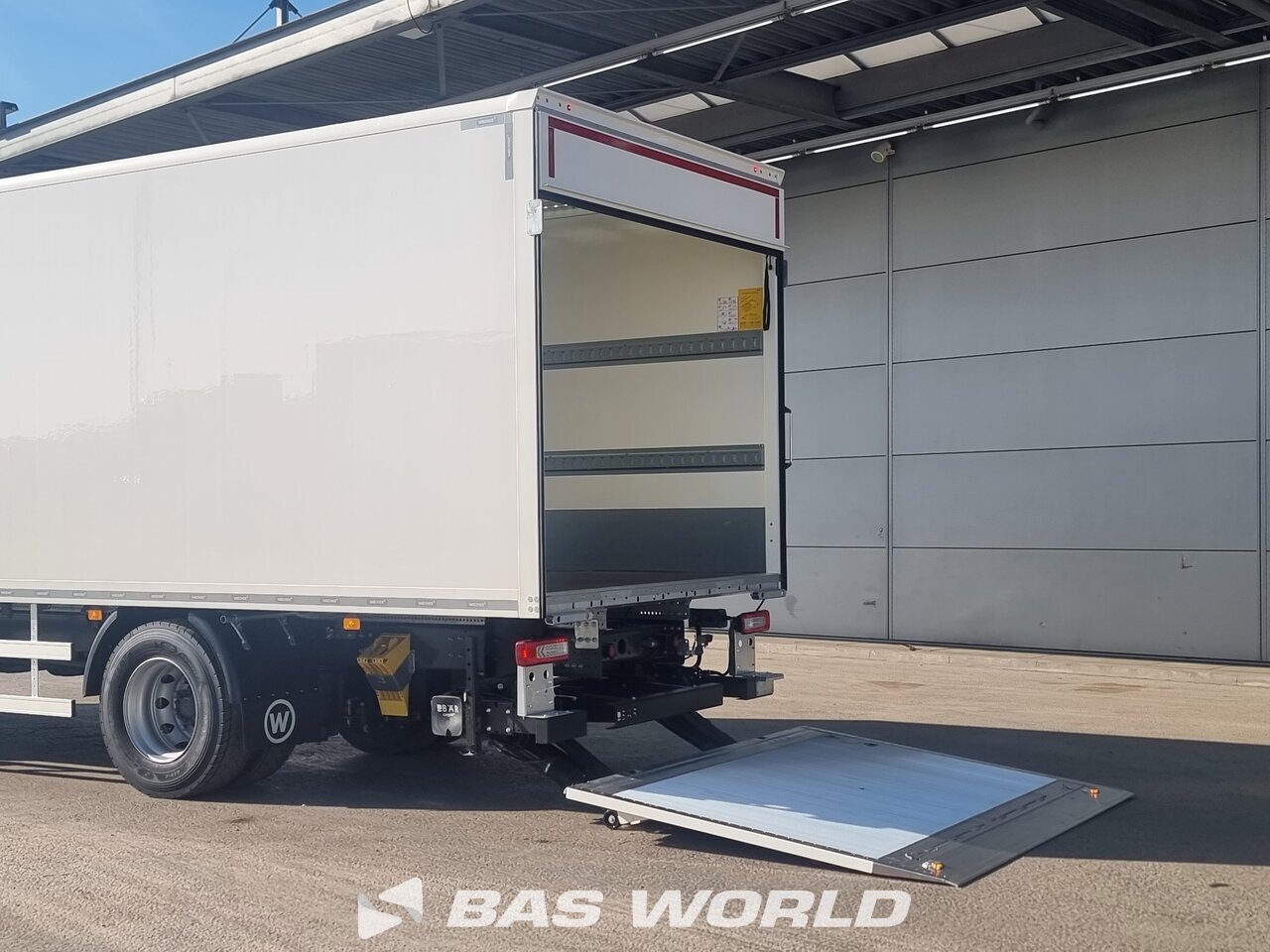 Other : Renault D 320 4X2 Walther Carrosseries fourgons