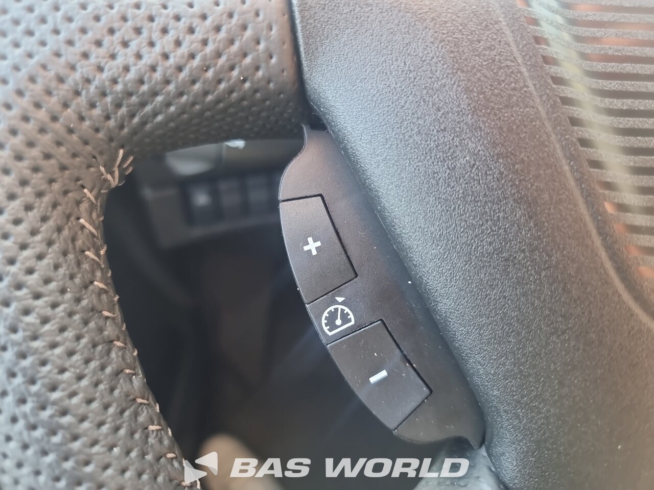 Other : Renault D 320 4X2 Walther Carrosseries fourgons