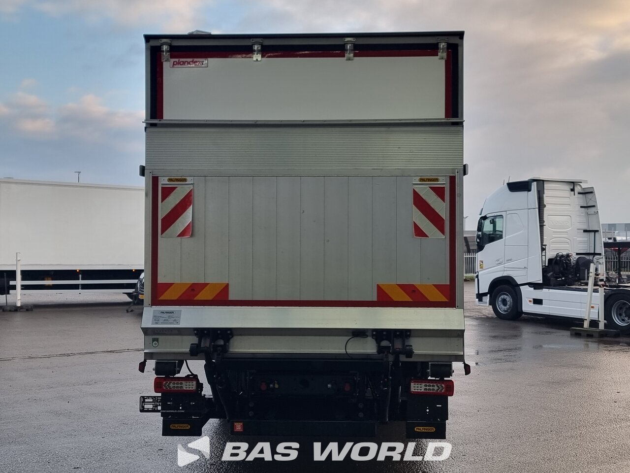 Other : Renault D 280 4X2 PLANDEX Carrosseries fourgons
