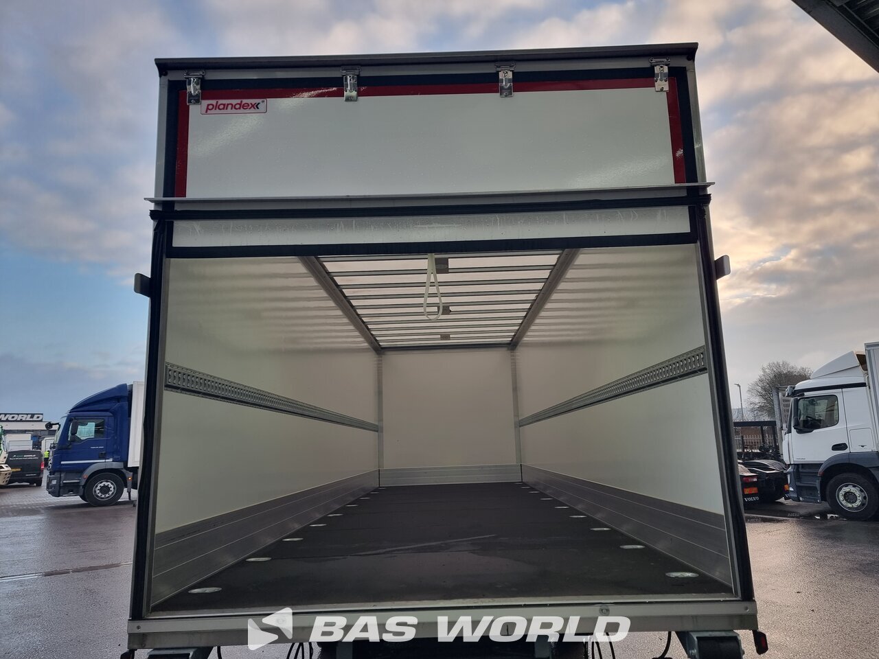 Other : Renault D 280 4X2 PLANDEX Carrosseries fourgons