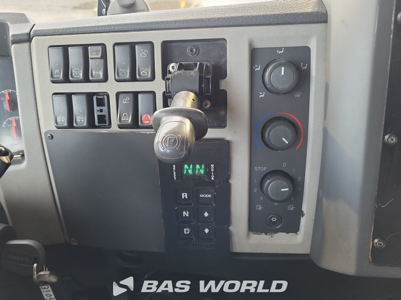 Other : Volvo FE 300 6X2 GeesinkNorba Type: GPM III 20H25 GCB Split Camion d'ordures