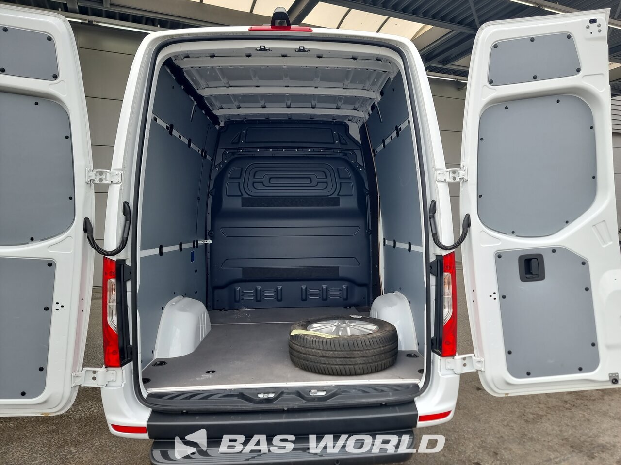 Other : Mercedes Sprinter 319 CDI Fourgons utilitaires