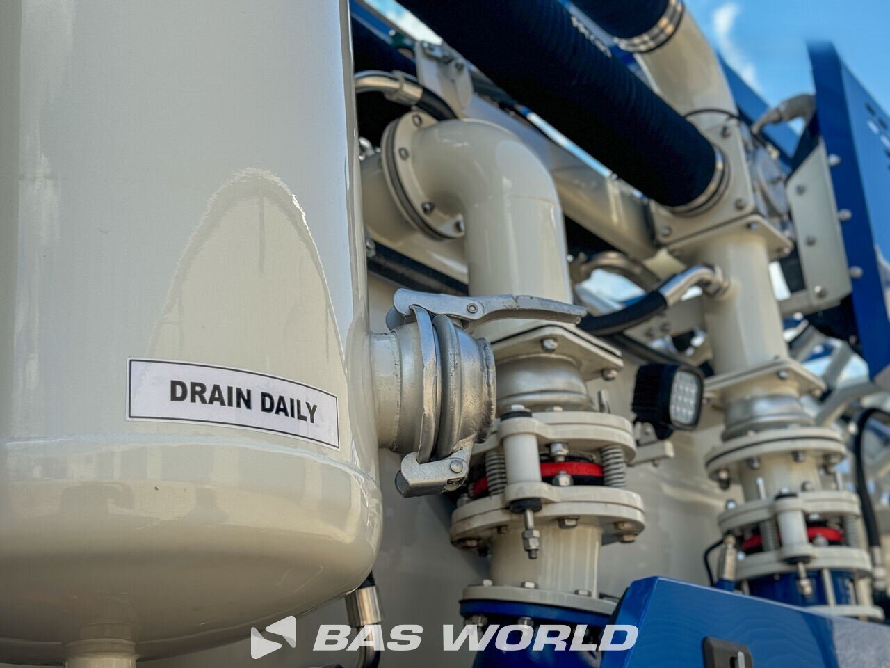 Other : Volvo FH 500 8X4 Aryan camion aspirateur