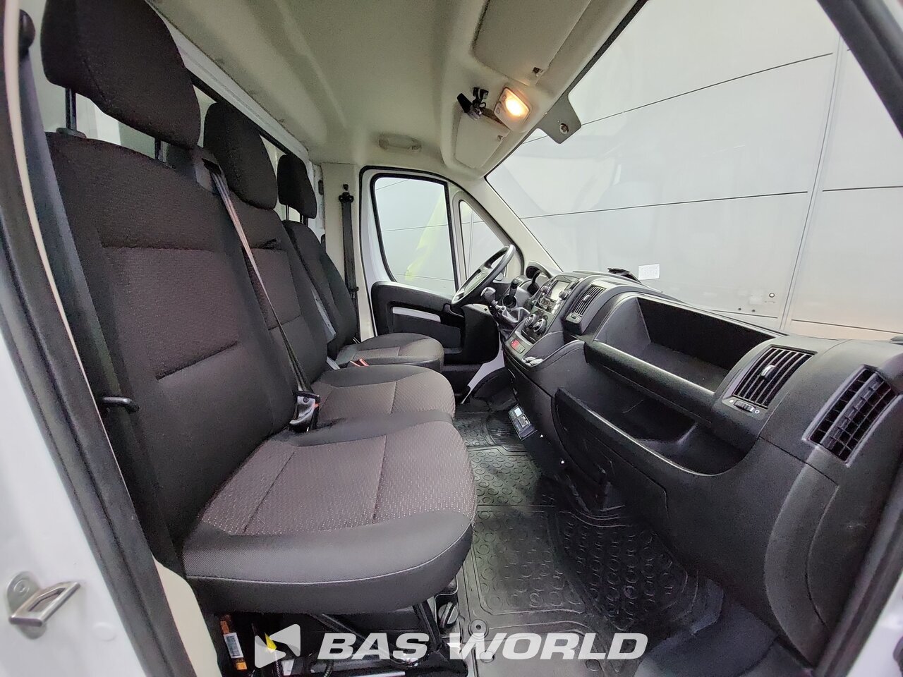Other : Opel Movano 165PK frigorifique fermé