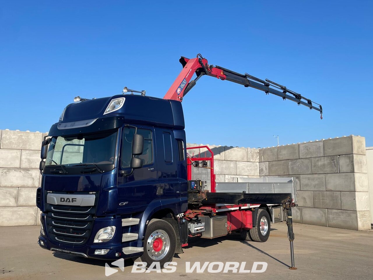 Other : DAF CF 530 4X2 Camion plateaux