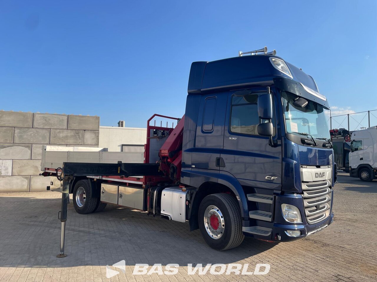 Other : DAF CF 530 4X2 Camion plateaux