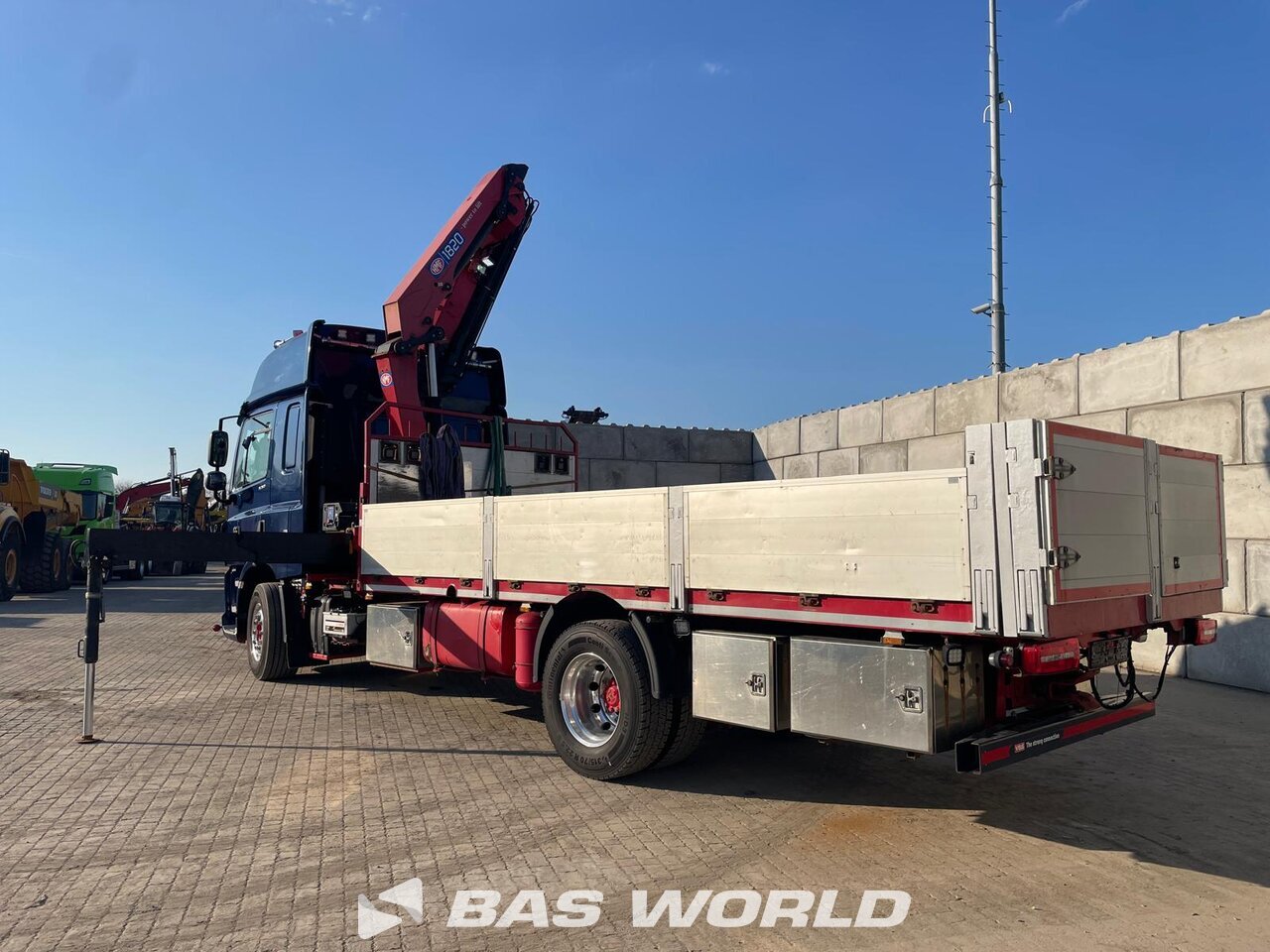 Other : DAF CF 530 4X2 Camion plateaux