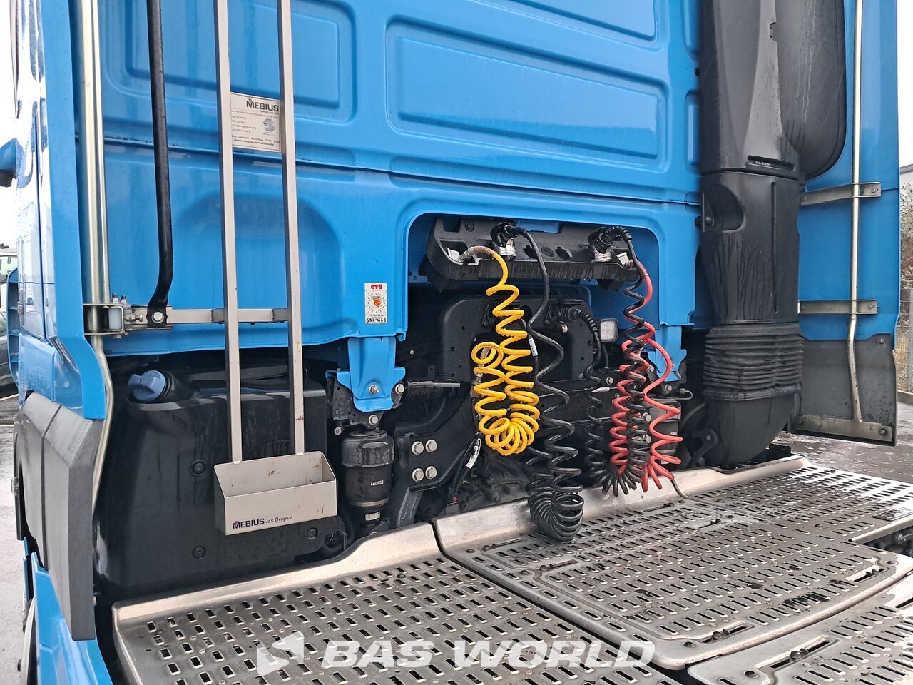 Trailer connections : DAF XF 480 4X2 Tracteur routier