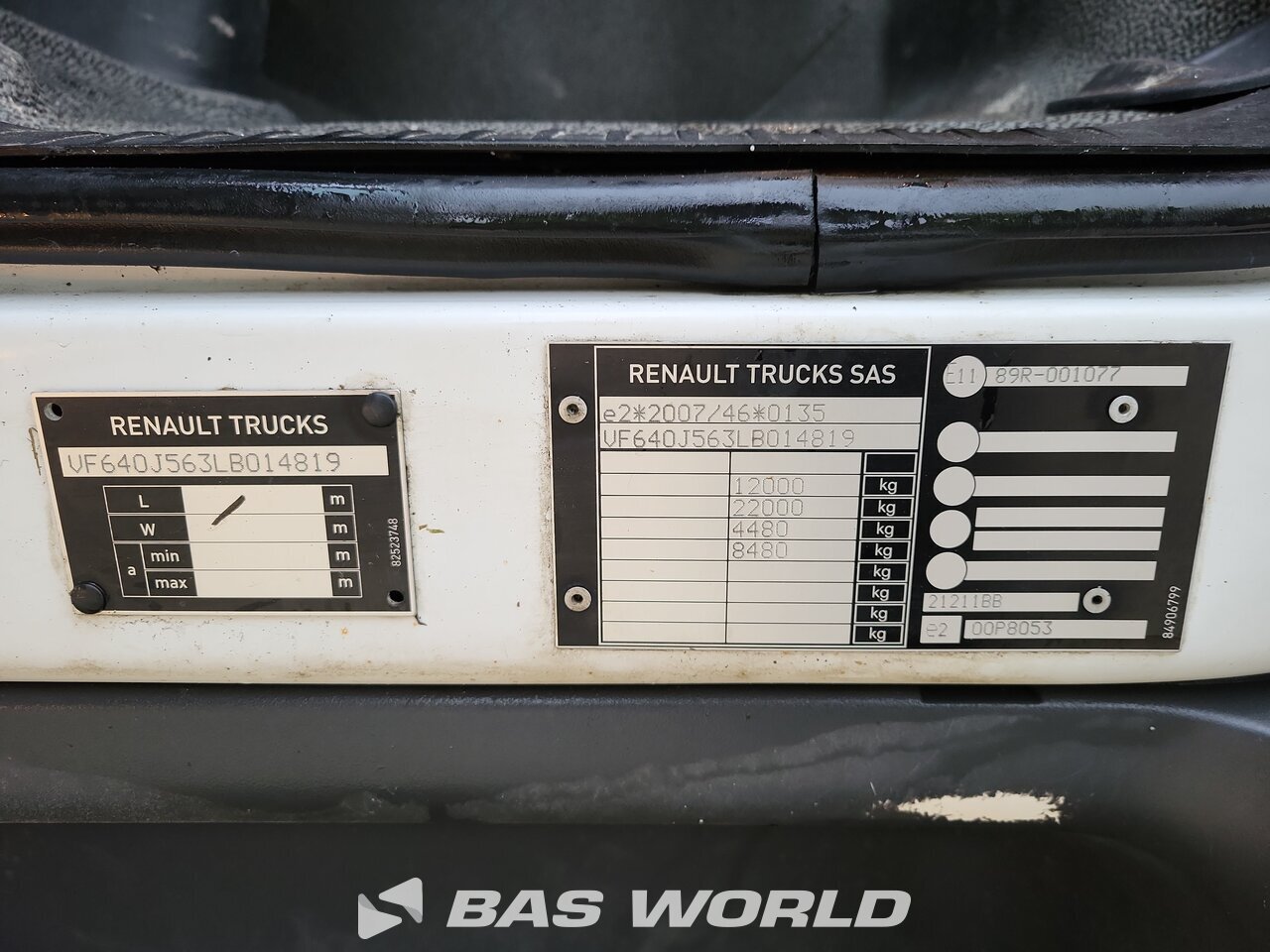 Other : Renault D 240 4X2 Junge Camion rideaux coulissants