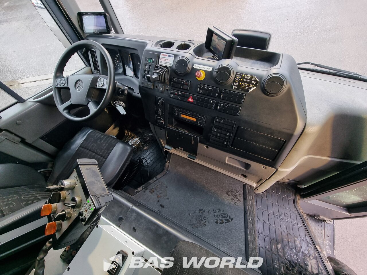 Other : Mercedes Econic 1830 4X2 NTM Camion d'ordures