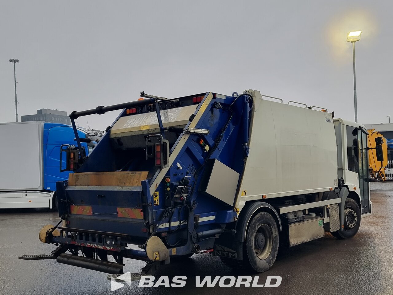Other : Mercedes Econic 1830 4X2 NTM Camion d'ordures