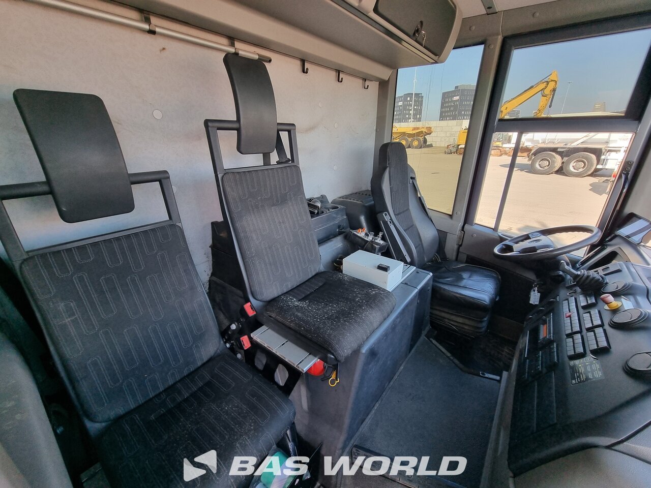 Other : Mercedes 4X2 NTM Camion d'ordures