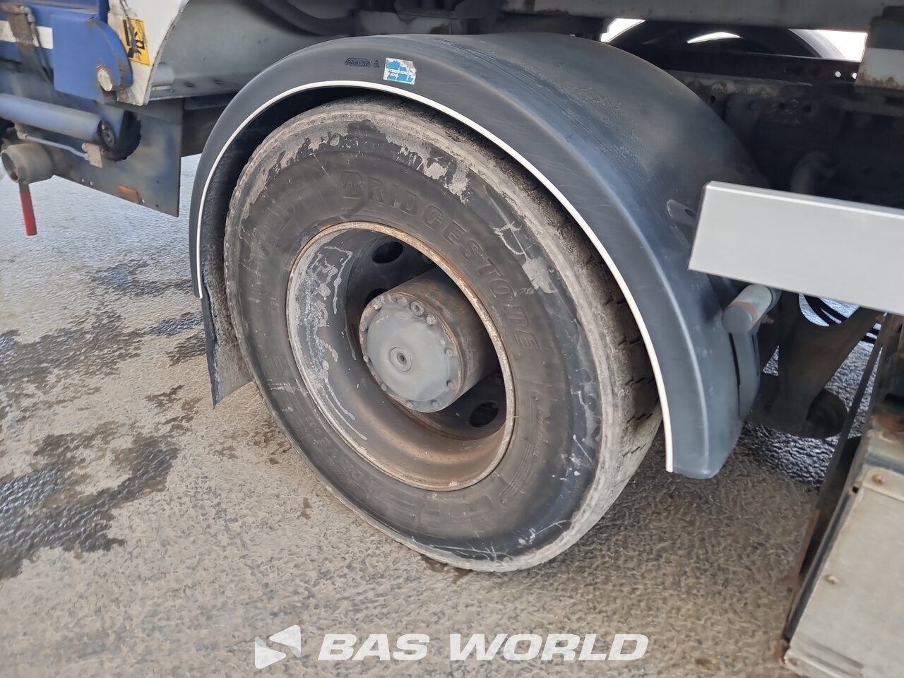 Other : Mercedes 4X2 NTM Camion d'ordures