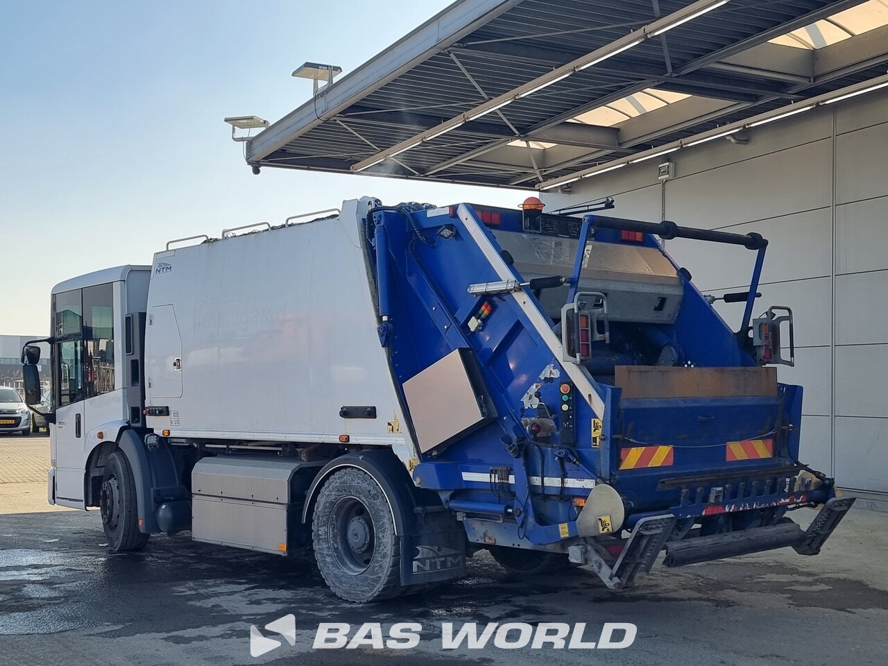 Other : Mercedes 4X2 NTM Camion d'ordures