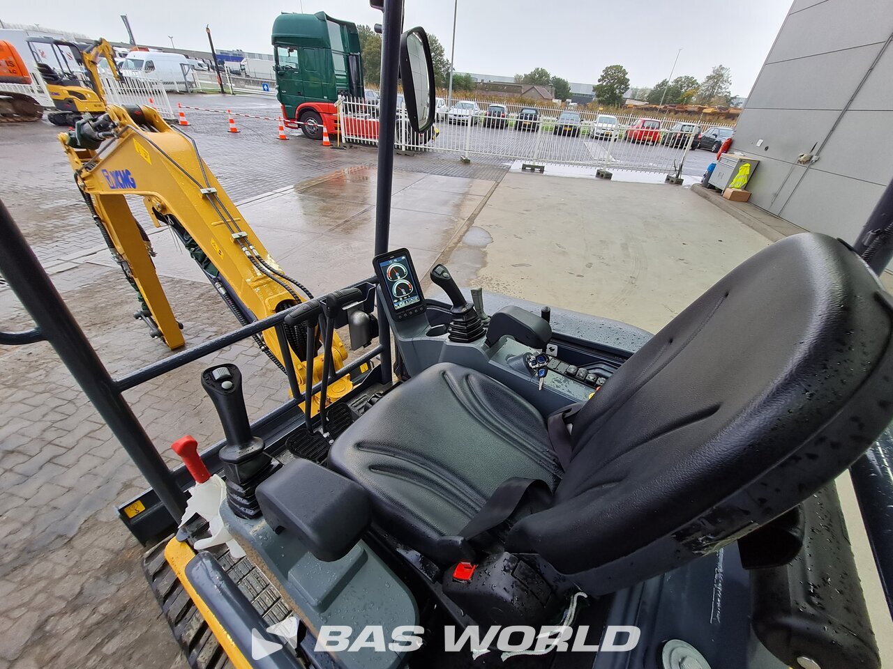 Other : XCMG XE27 E Minigrävare