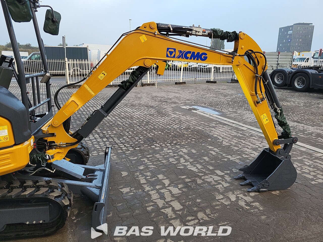 Other : XCMG XE27 E Mini pelle <10t
