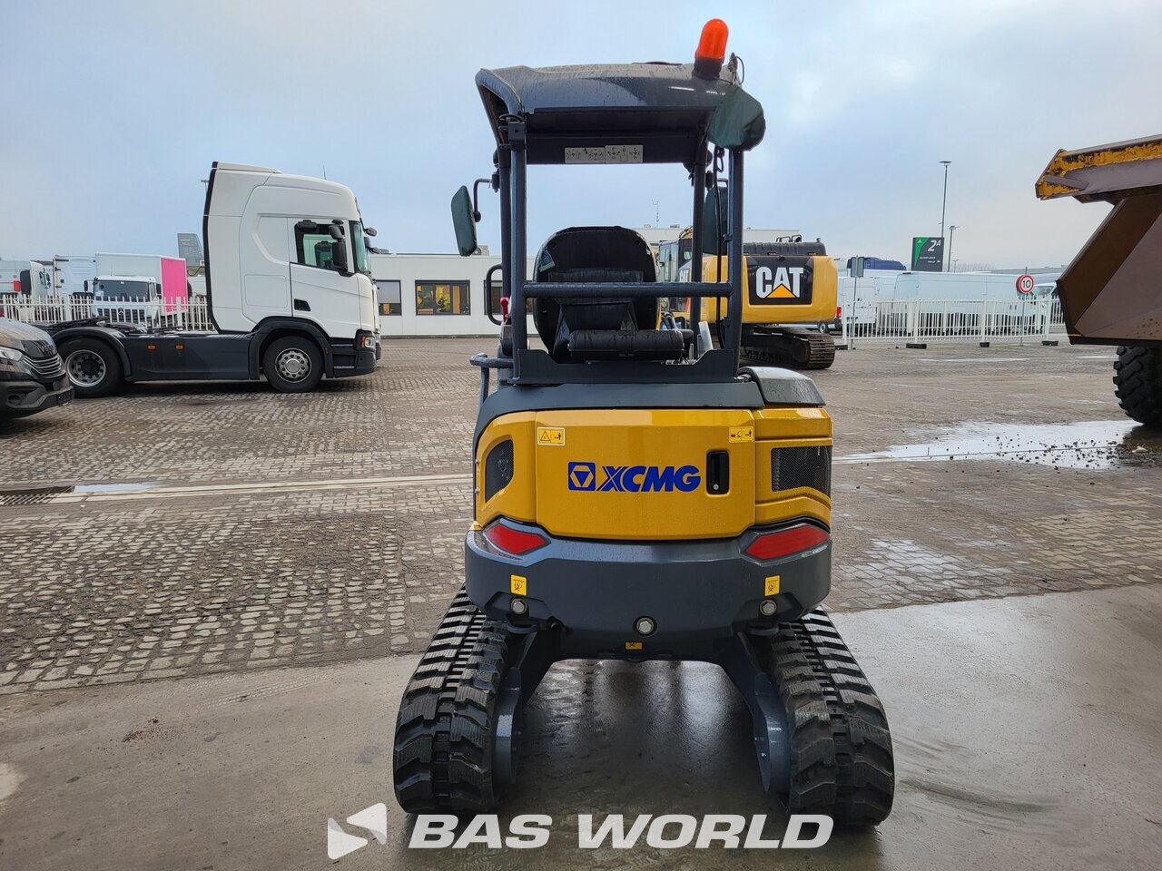 Other : XCMG XE27 E Mini pelle <10t