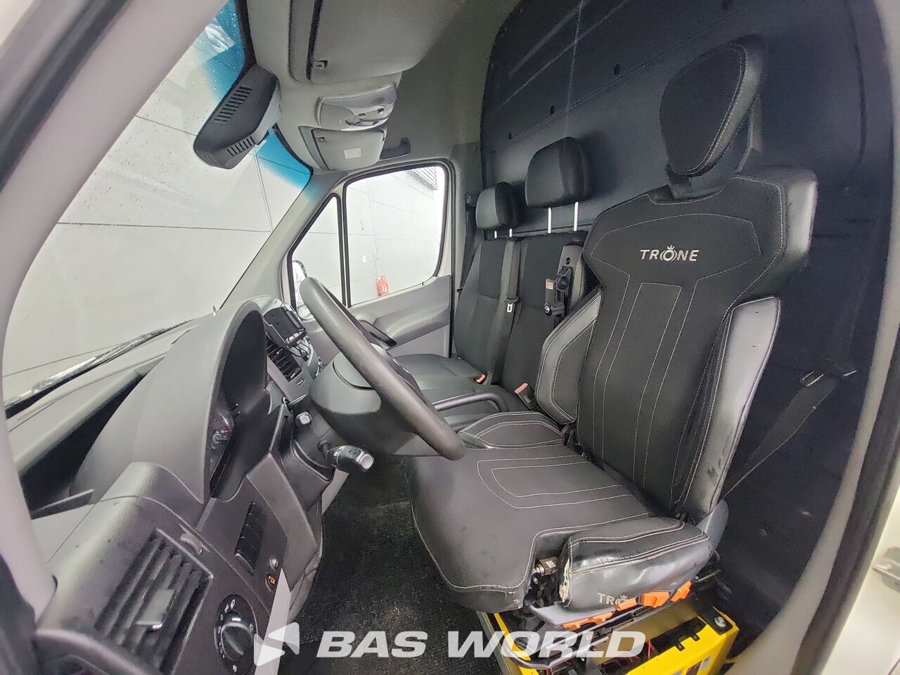 Other : Mercedes Sprinter 516 CDI Fourgons utilitaires