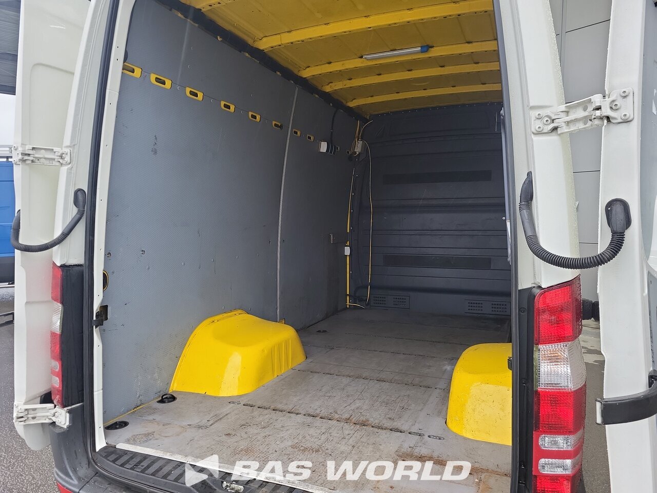 Other : Mercedes Sprinter 516 CDI Fourgons utilitaires