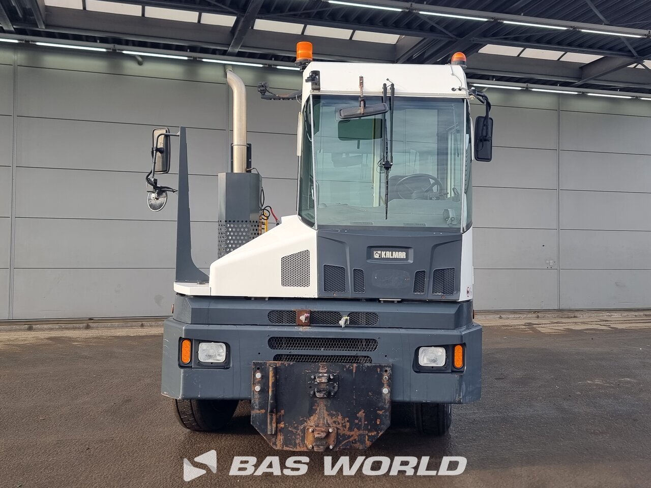 Other : Kalmar T2 Tracteur terminal