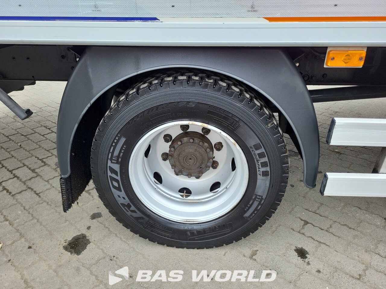 Other : Volvo FL 250 4X2 Carrosserie Camion frigorifique