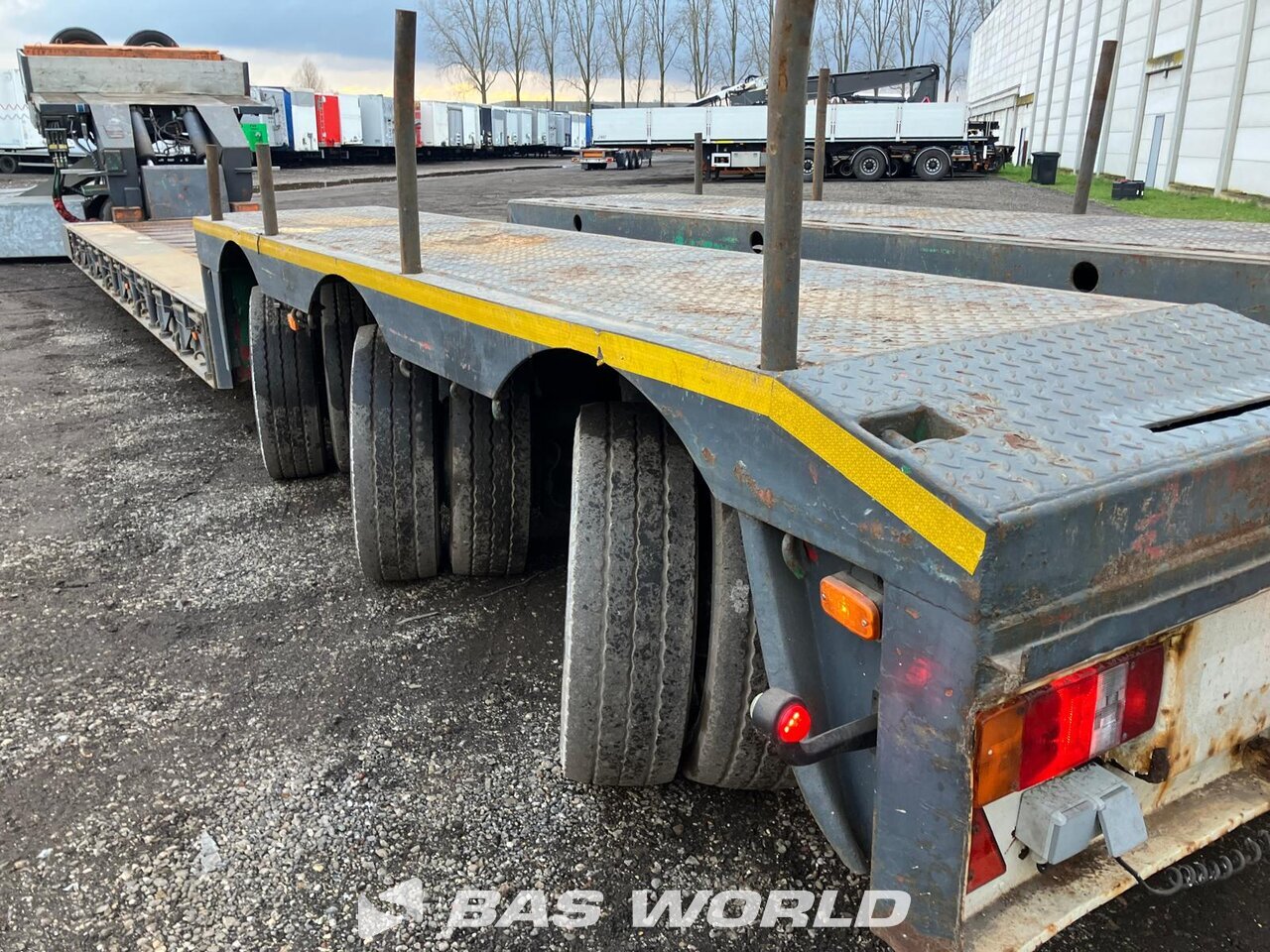 Other : Nooteboom Semi-remorques porte engins