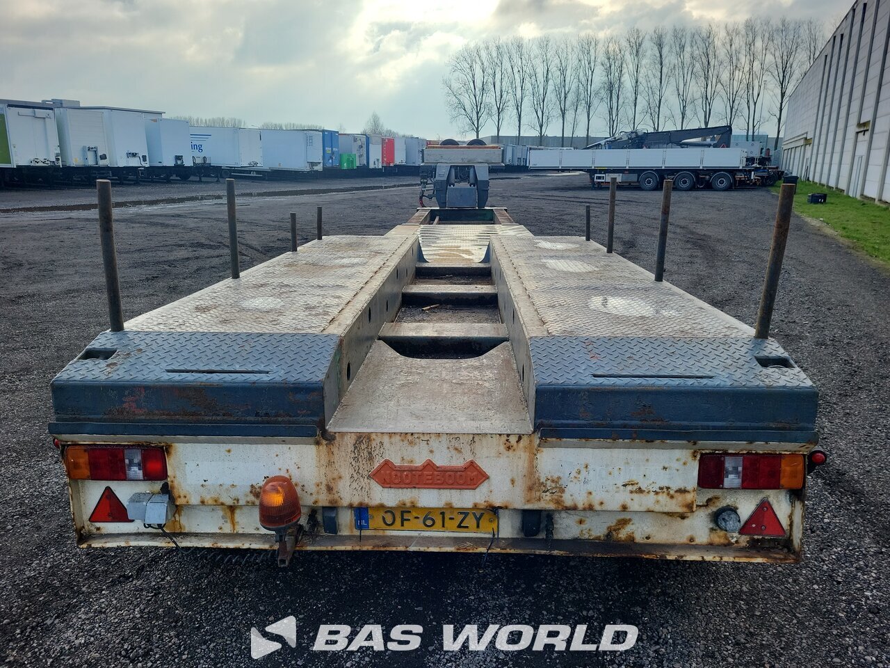 Other : Nooteboom Semi-remorques porte engins