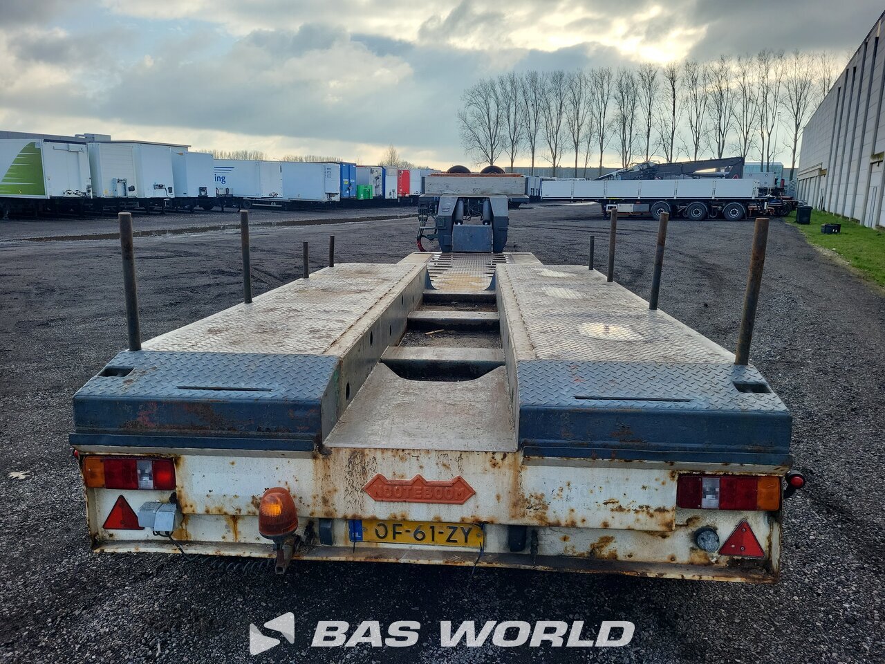 Other : Nooteboom Semi-remorques porte engins