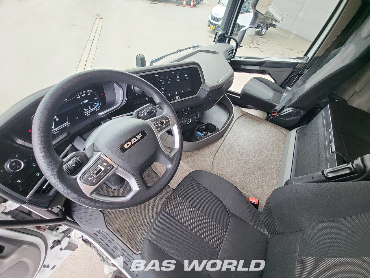 Other : DAF XD 300 4X2 Gray Adams Camion frigorifique