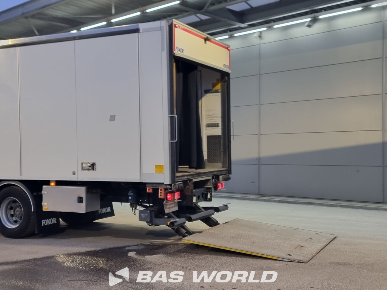 Other : Mercedes Actros 1827 4X2 Fokor Carrosseries fourgons