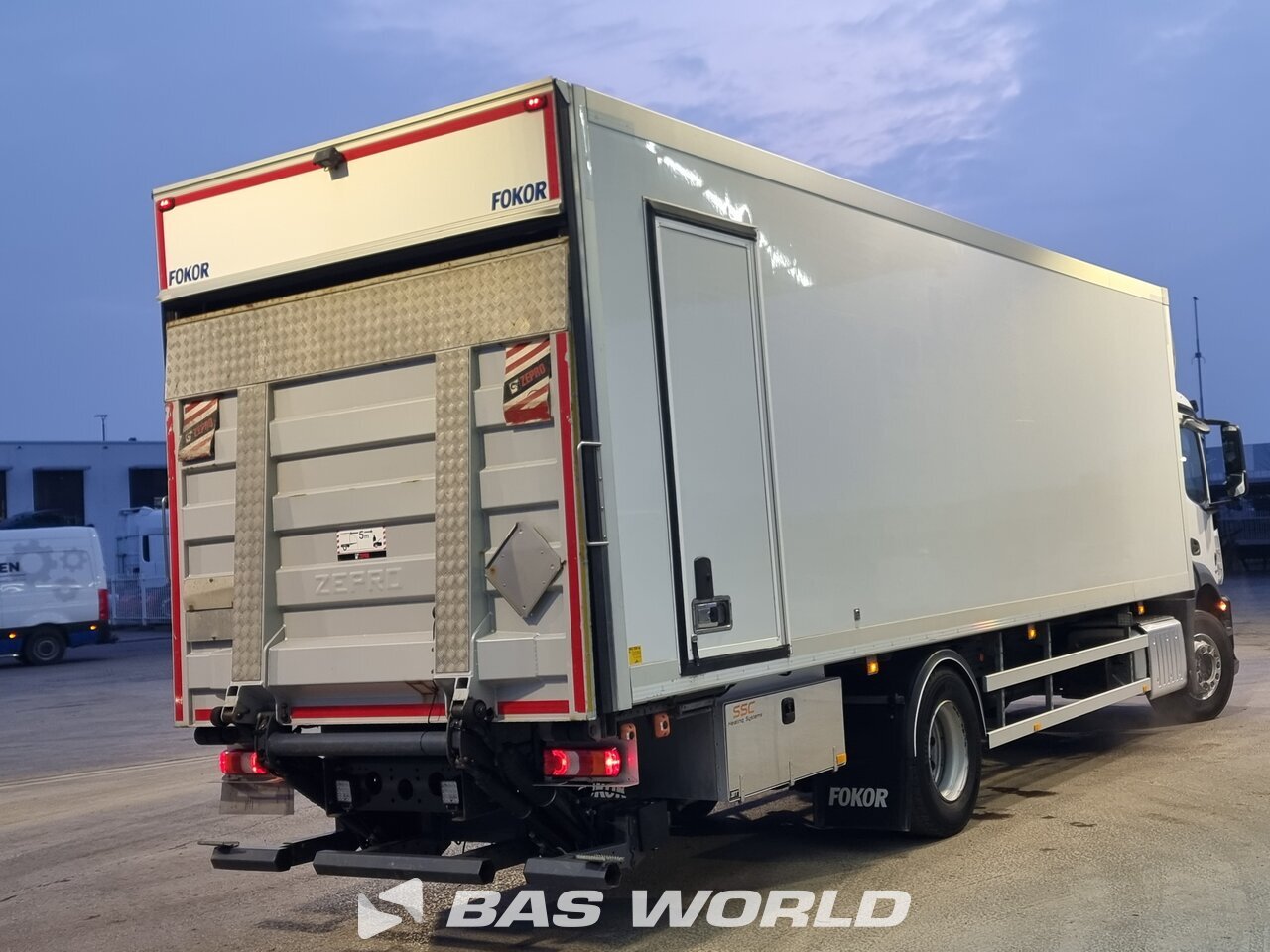 Other : Mercedes Actros 1827 4X2 Fokor Carrosseries fourgons
