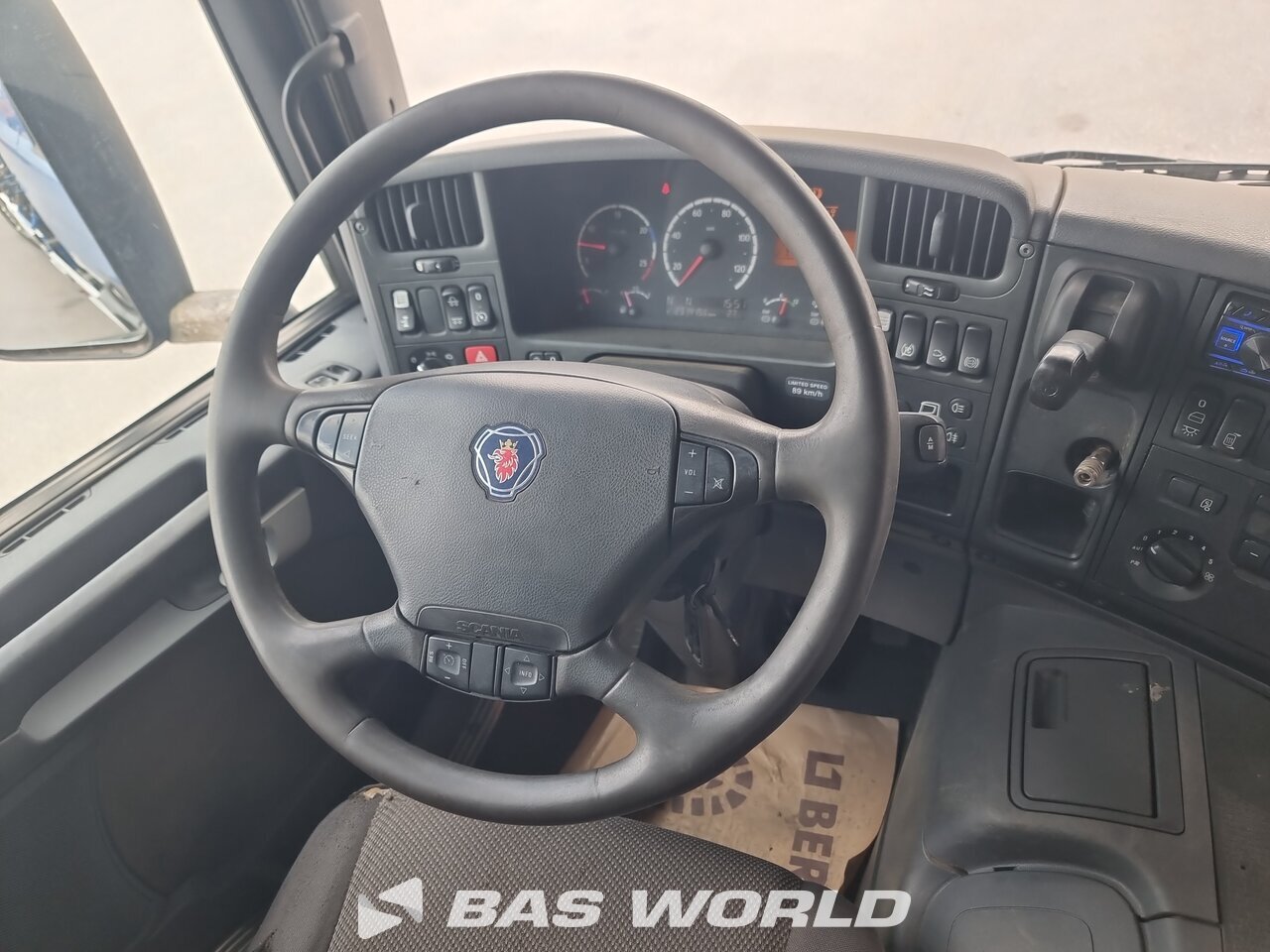 Other : Scania P380 8X2 VDL Type S-20-6200 camion à bras