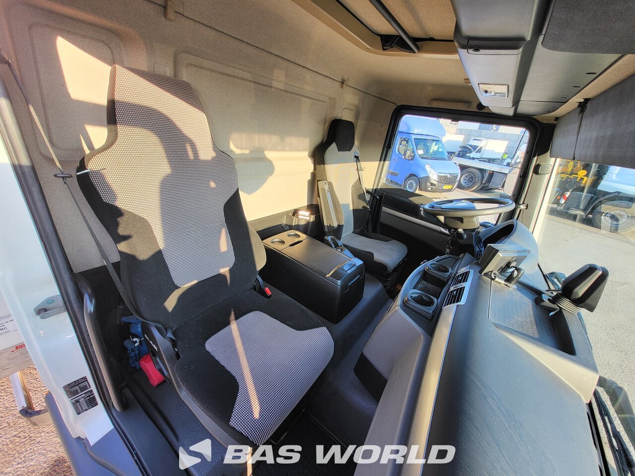Other : MAN TGL 12.250 4X2 Kiesling Camion frigorifique