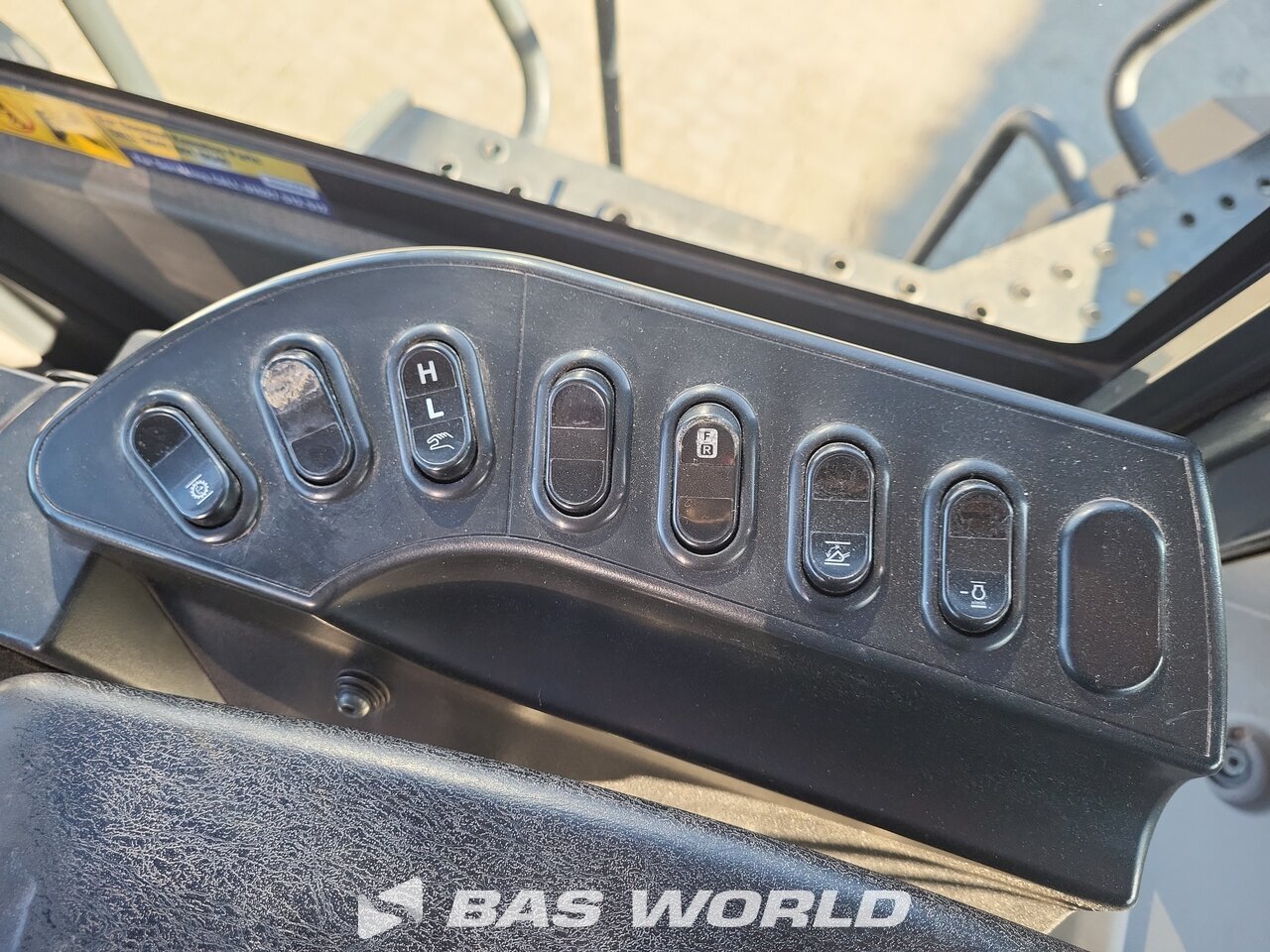 Other : Komatsu WA500-8 Chargeuse sur pneus
