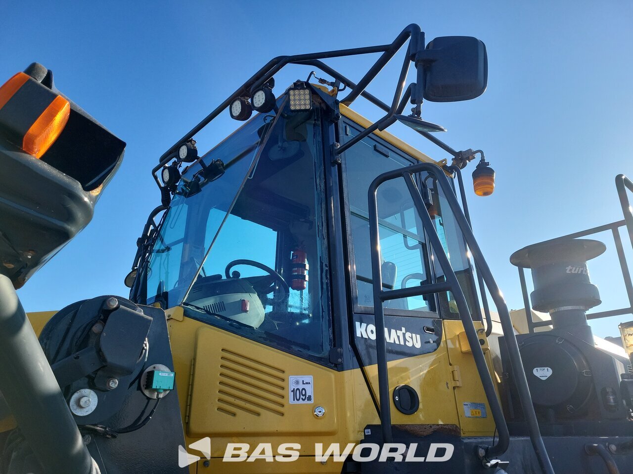 Other : Komatsu WA500-8 Chargeuse sur pneus