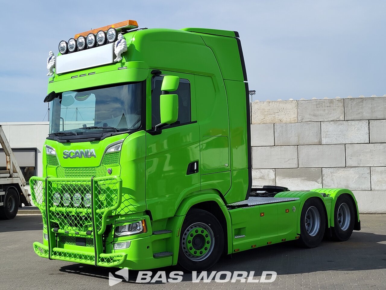 SCANIA770S6×4 CC Global: 2022 Scania 770S V8 6x4 Tractor And 2020 Faymonville