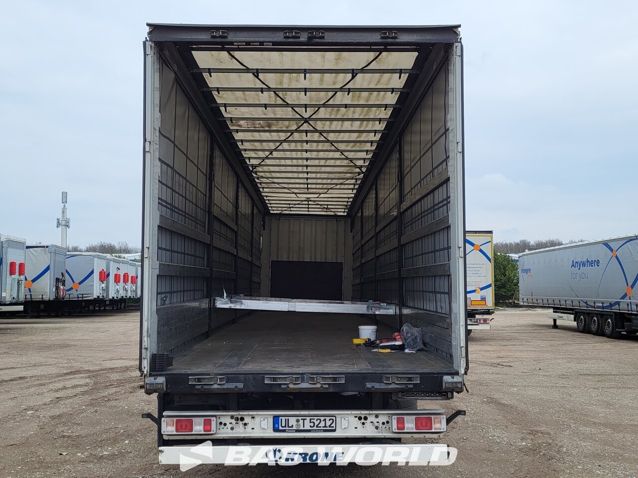 Other : Krone Semi-remorques rideaux coulissants