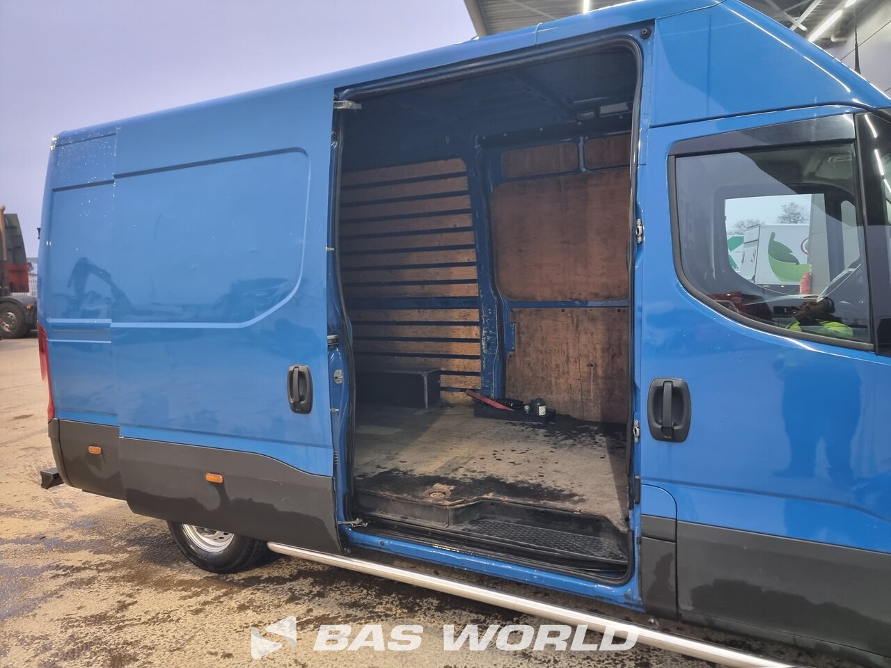 Other : Iveco Daily 35S14 Fourgons utilitaires