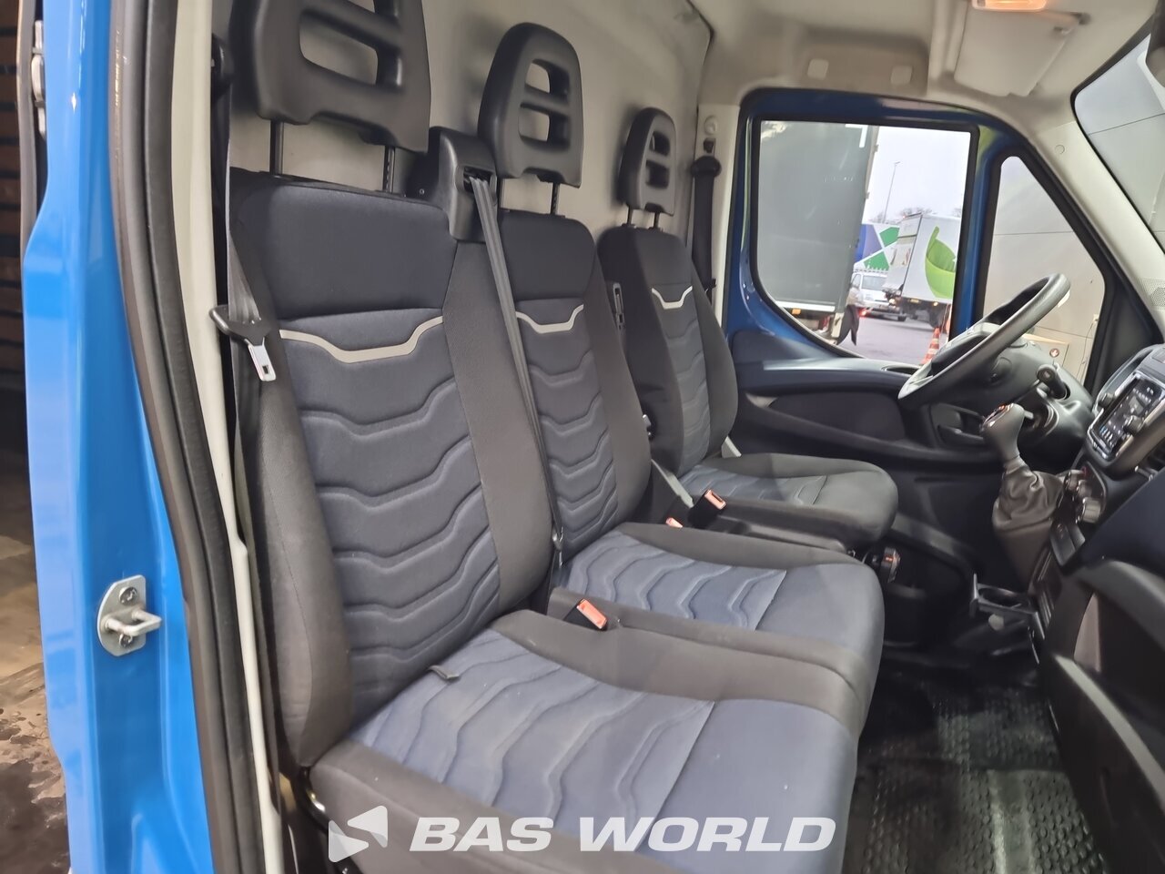 Other : Iveco Daily 35S14 Fourgons utilitaires