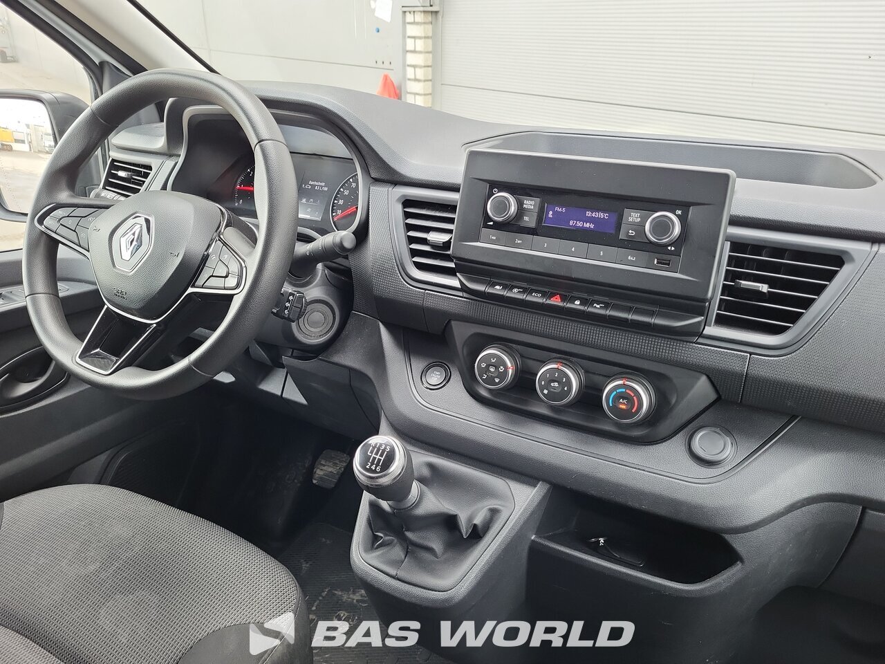 Other : Renault Trafic 130pk Fourgons utilitaires