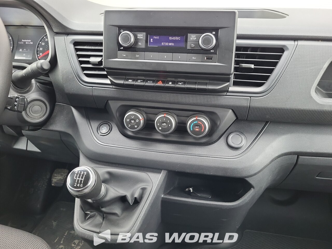 Other : Renault Trafic 130pk Fourgons utilitaires