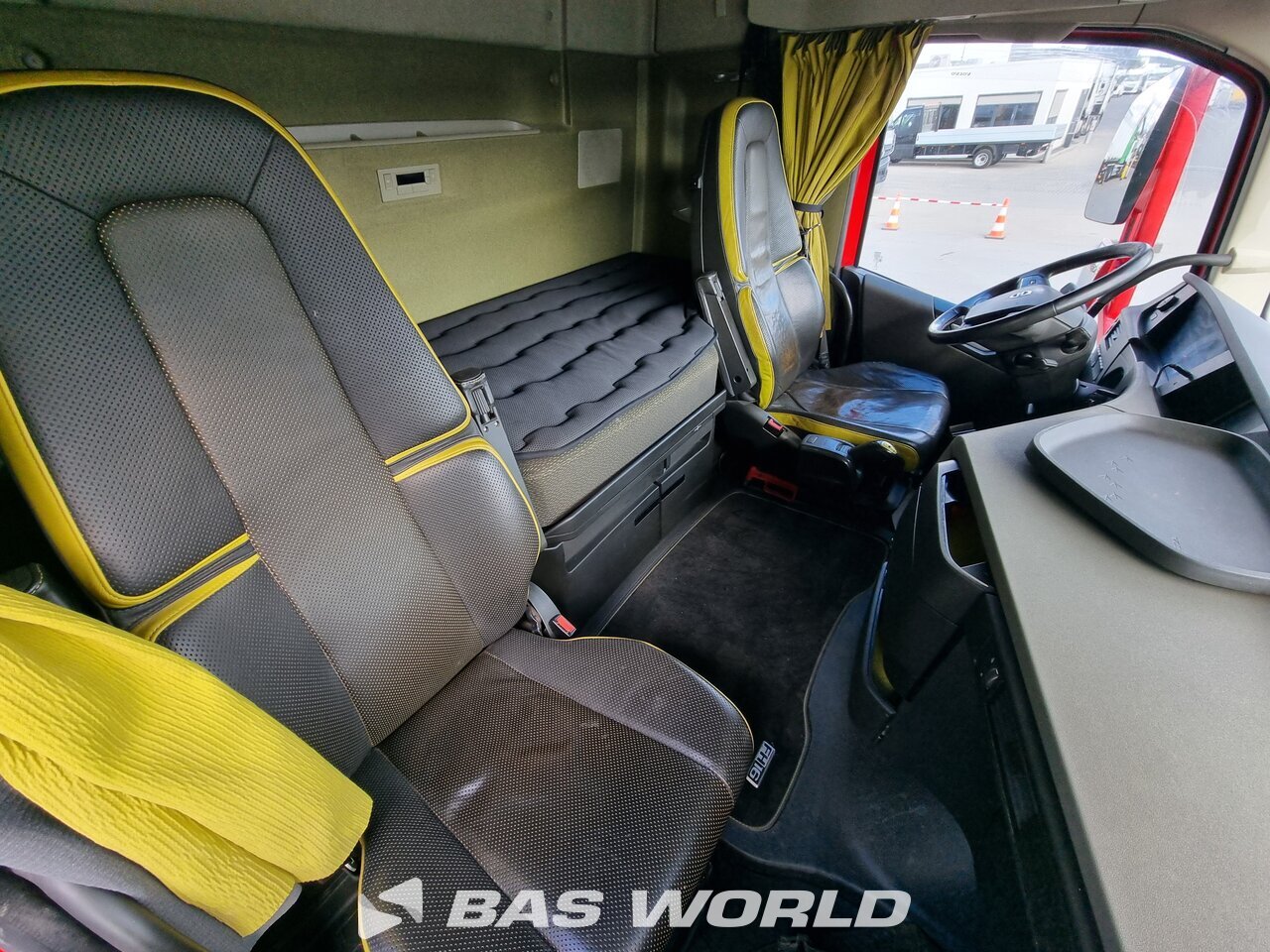 Other : Volvo FH16 650 8X4 Tyllis Camion plateaux