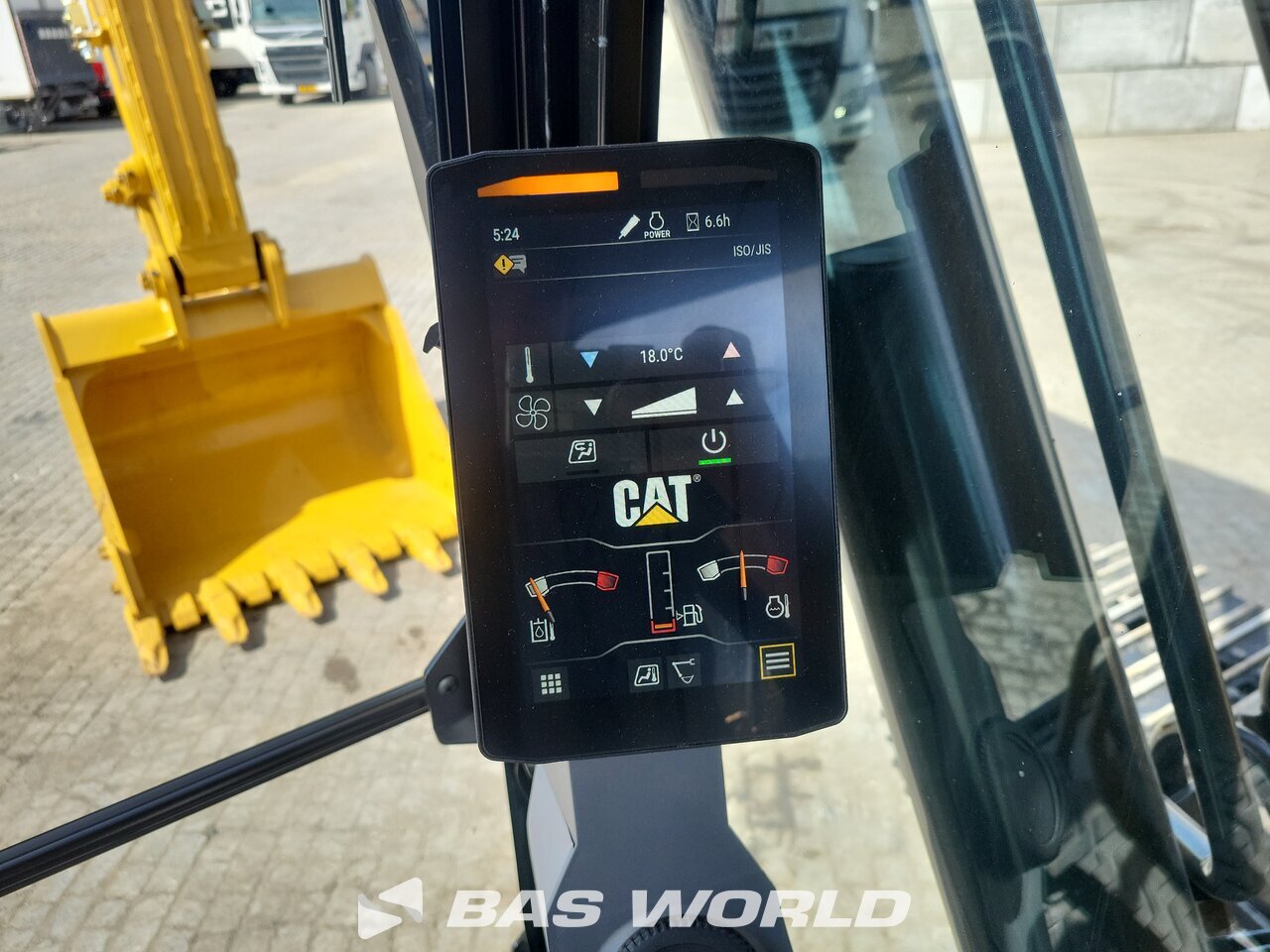 Other : Caterpillar 323 D3 Pelle sur chenilles