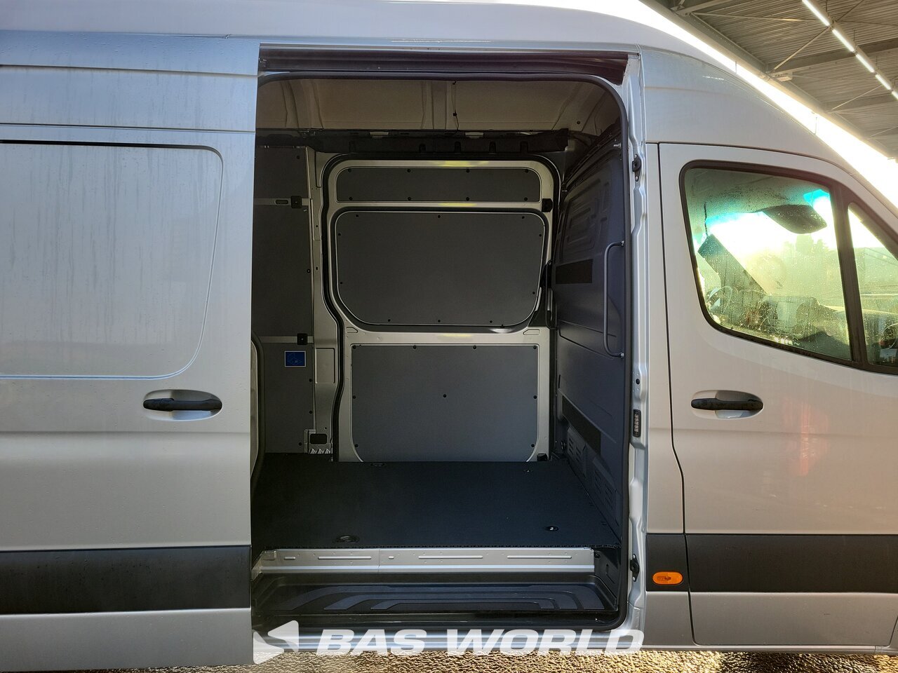Other : Mercedes Sprinter 519 CDI Fourgons utilitaires