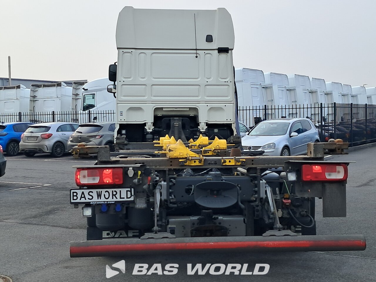 Back : DAF XF 480 6X2 SDG Camion à Caisse Mobile