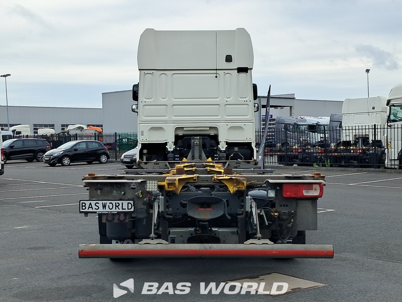 Back : DAF XF 480 6X2 SDG Camion à Caisse Mobile