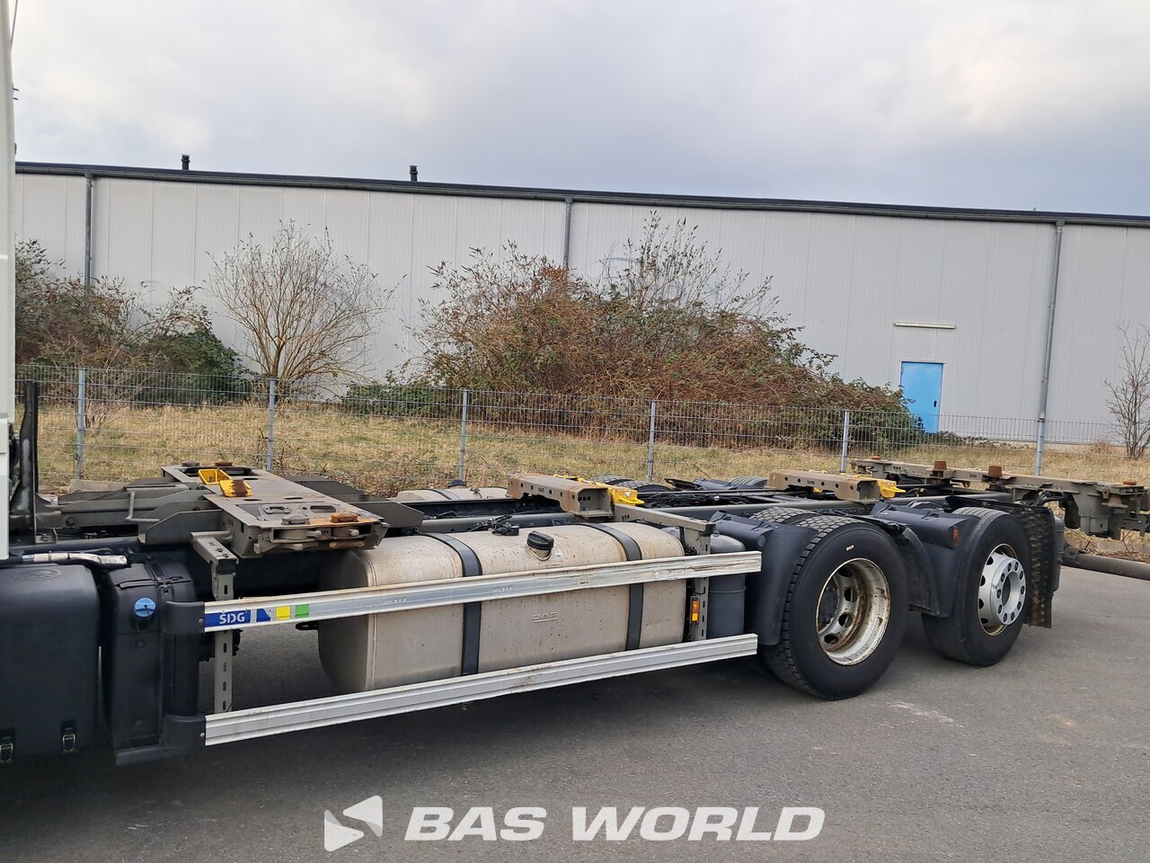 Superstructure : DAF XF 480 6X2 SDG Camion à Caisse Mobile