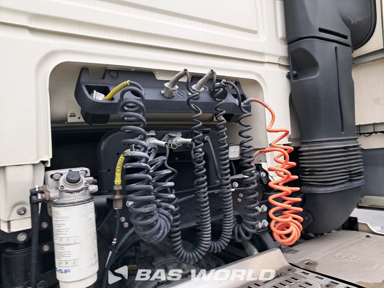 Trailer connections : DAF XF 480 4X2 Tracteur routier