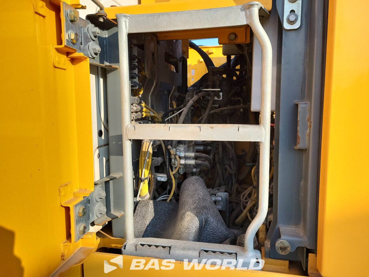 Other : Liebherr R926 WLC Pelle sur chenilles