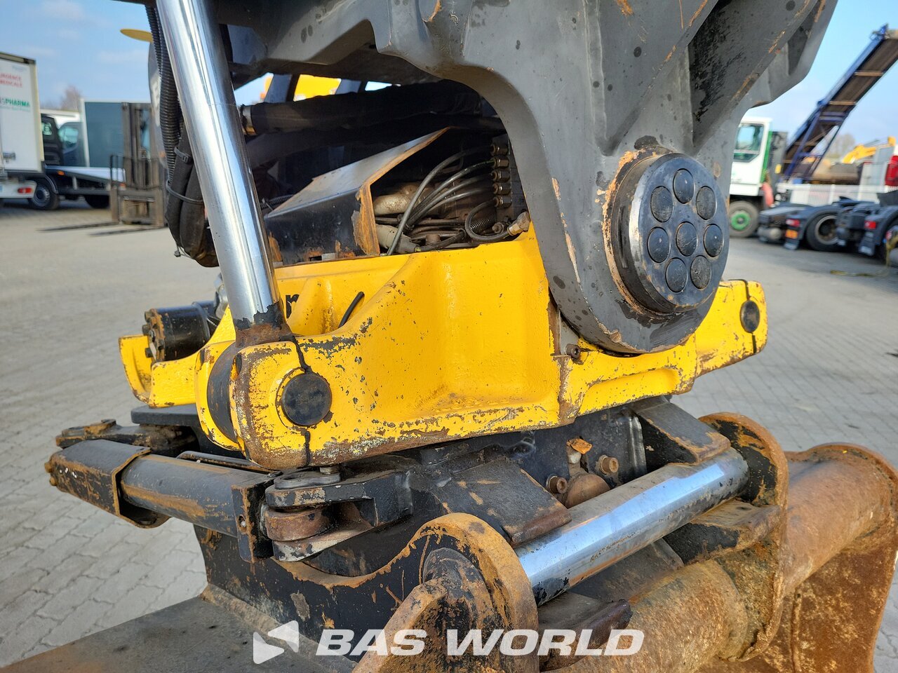 Other : Liebherr R926 WLC Pelle sur chenilles